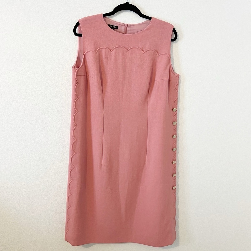 Escada Dascalopa Scalloped Pink‎ Wool Midi Dress Button Size 44